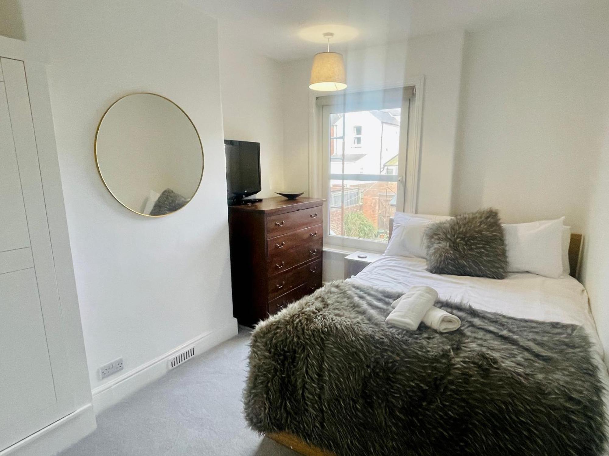 Newly Refurbished City Centre House With Parking Exeter Dış mekan fotoğraf